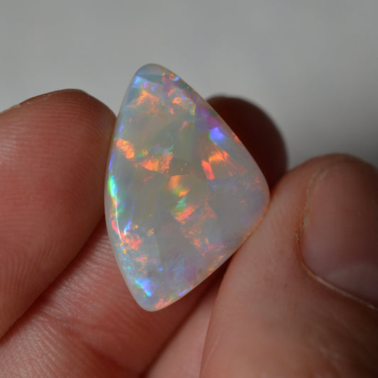 7.45ct Darker based Rainbow