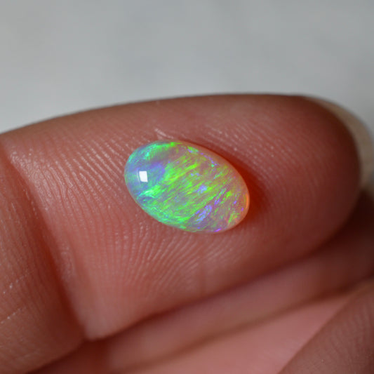 1.05ct Vivid Skin to Skin Crystal Oval