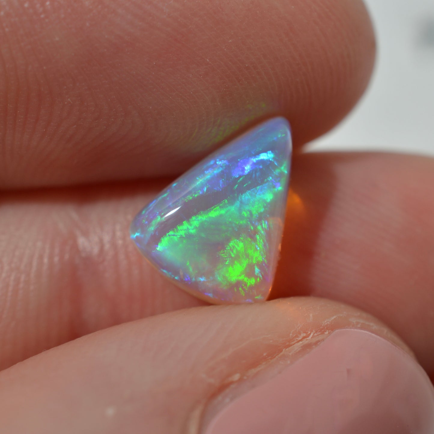 1.91ct Vivid Blue Crystal