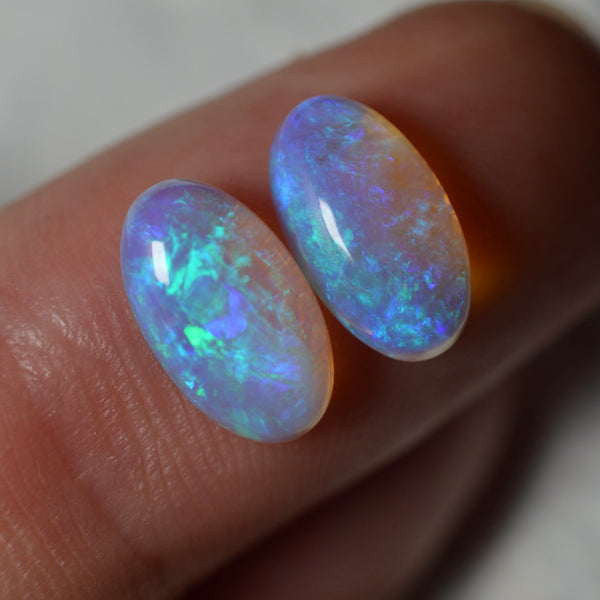 2.61ct Vivid Blue|Purple Crystal Oval Pair