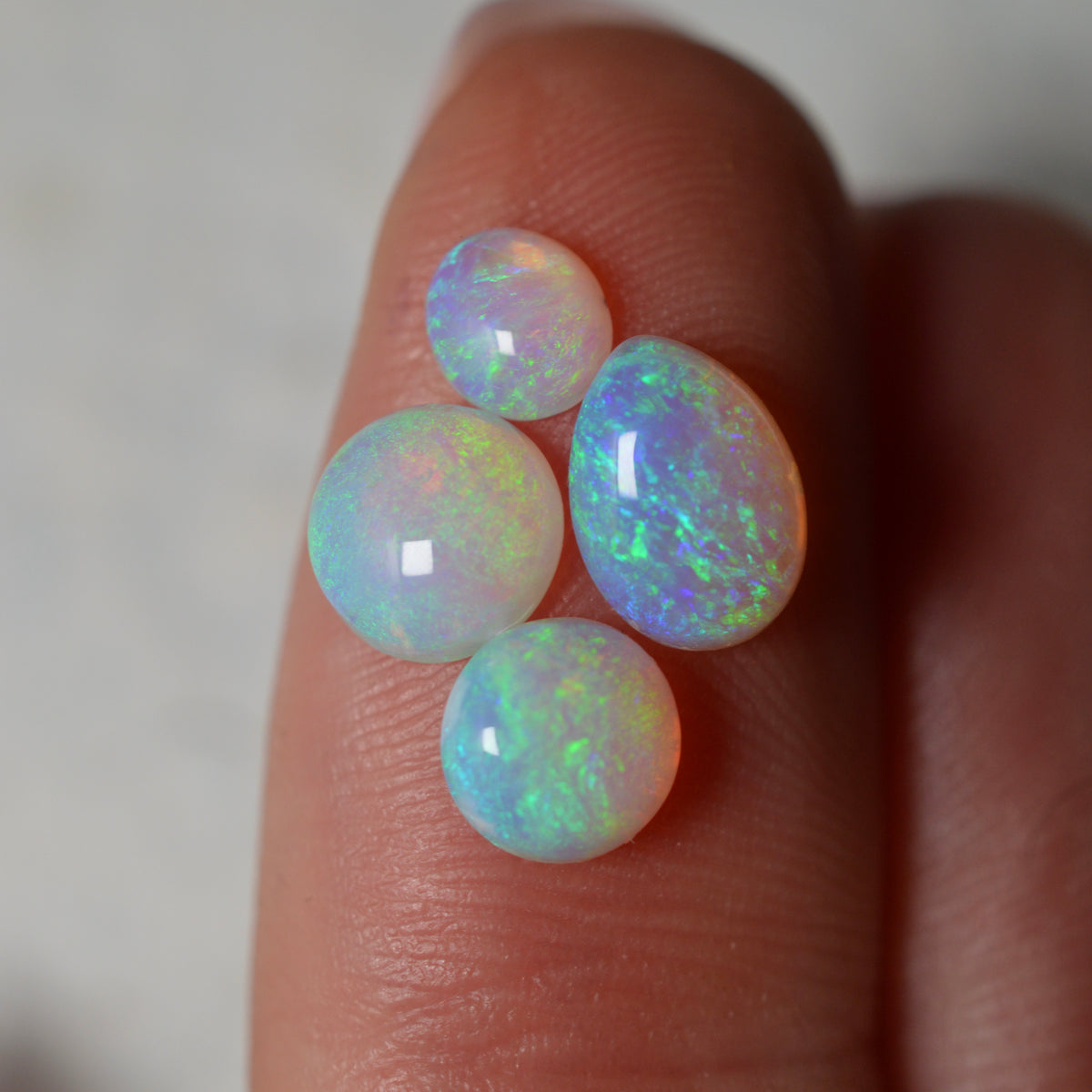 11.85ct Vivid Full Pipe Crystal Parcel