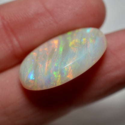 11.90ct White Rainbow Oval