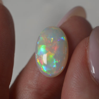 4.57ct Grey Based Neon Rainbow