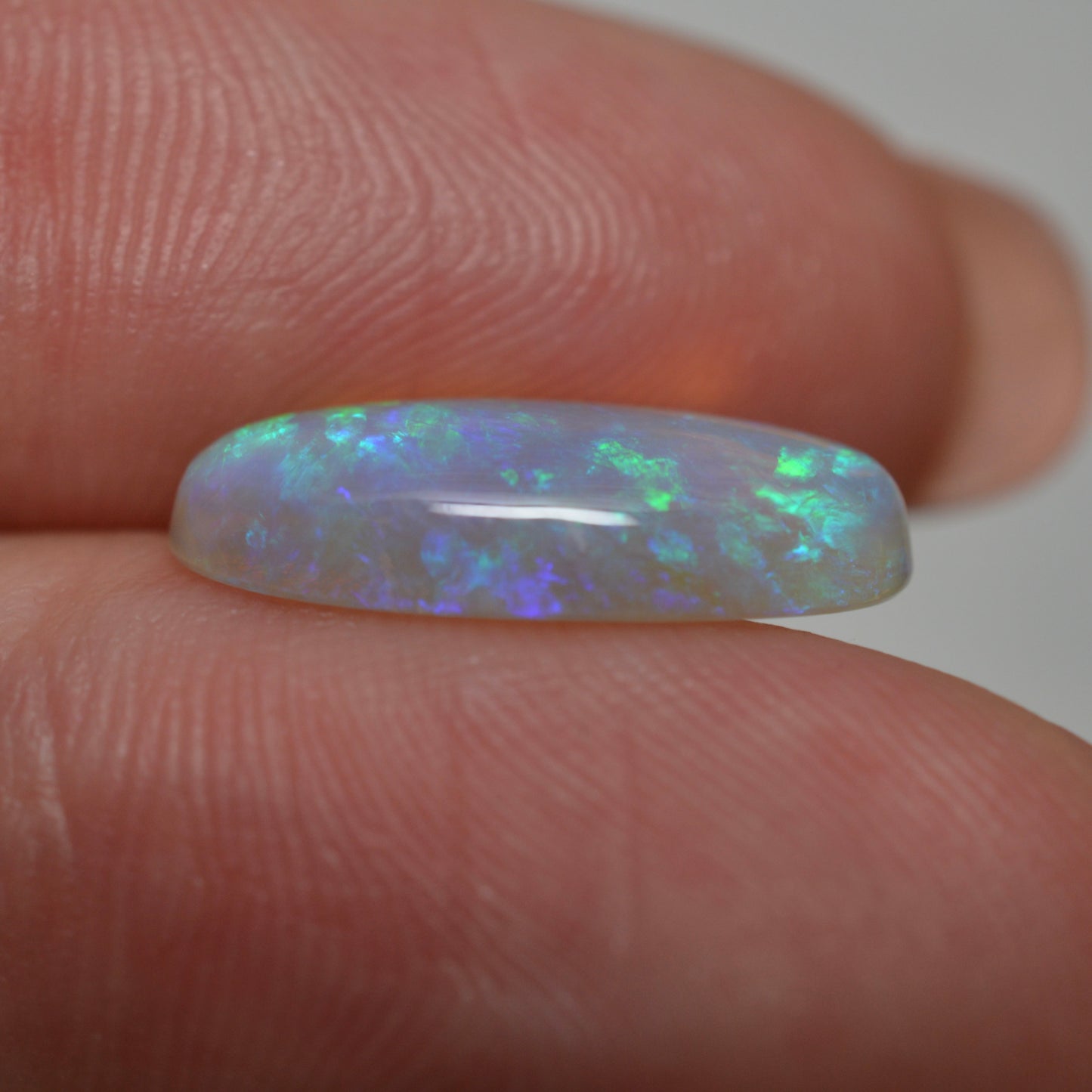 3.60ct Vivid Blue Crystal Oval