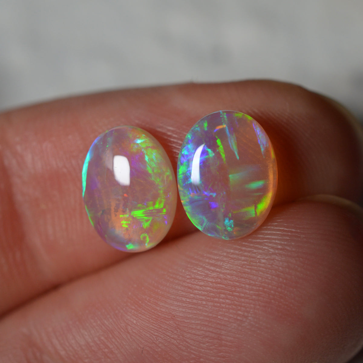 2.41ct Vivid (High Grade) Oval Pair