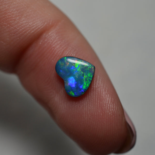 1.10ct Opal Doublet Heart