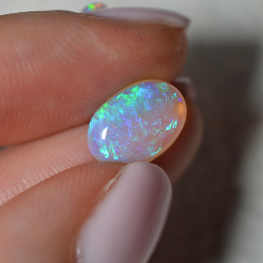 2.75ct Vivid Blue Crystal Oval