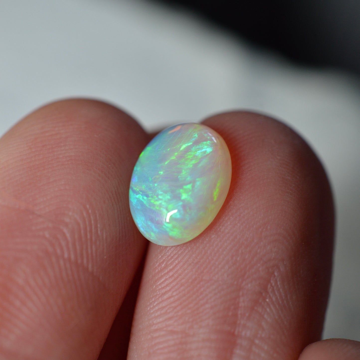 1.75ct Vivid Crystal Oval