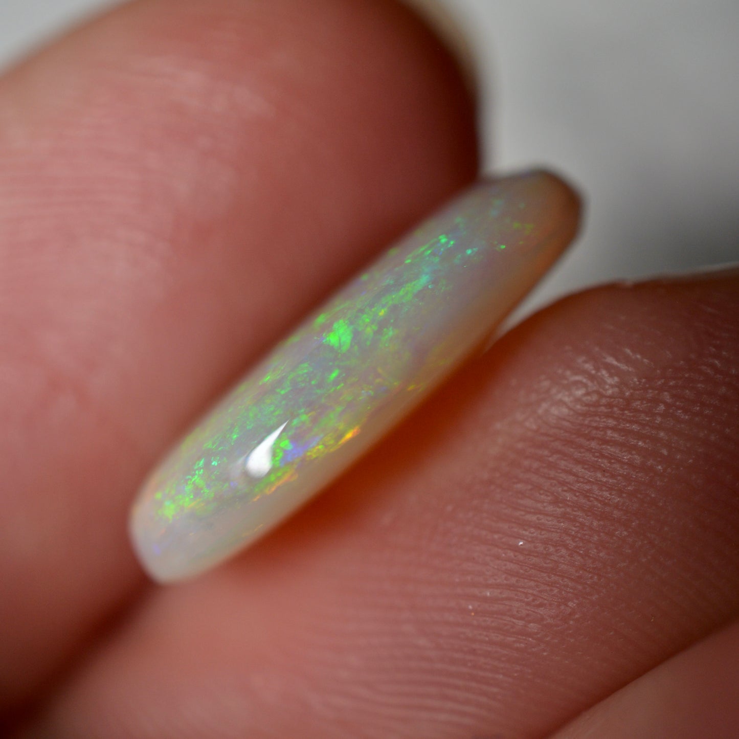 4.33ct Green Glitter Oval