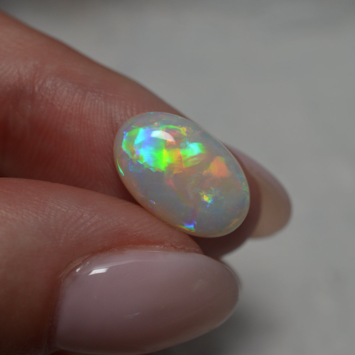 4.57ct Grey Based Neon Rainbow