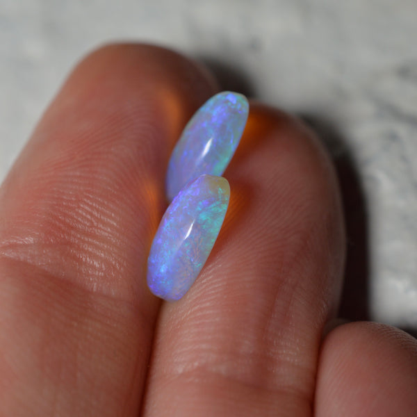 2.61ct Vivid Blue|Purple Crystal Oval Pair