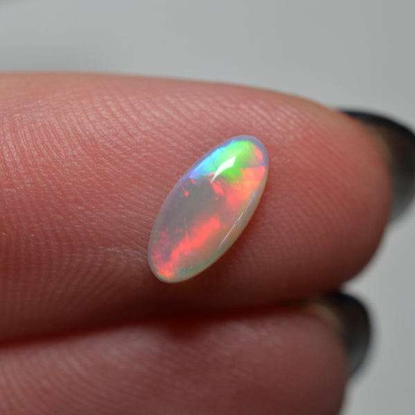 0.75ct Vvid Rainbow RED Crystal