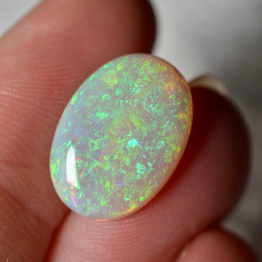 4.33ct Green Glitter Oval