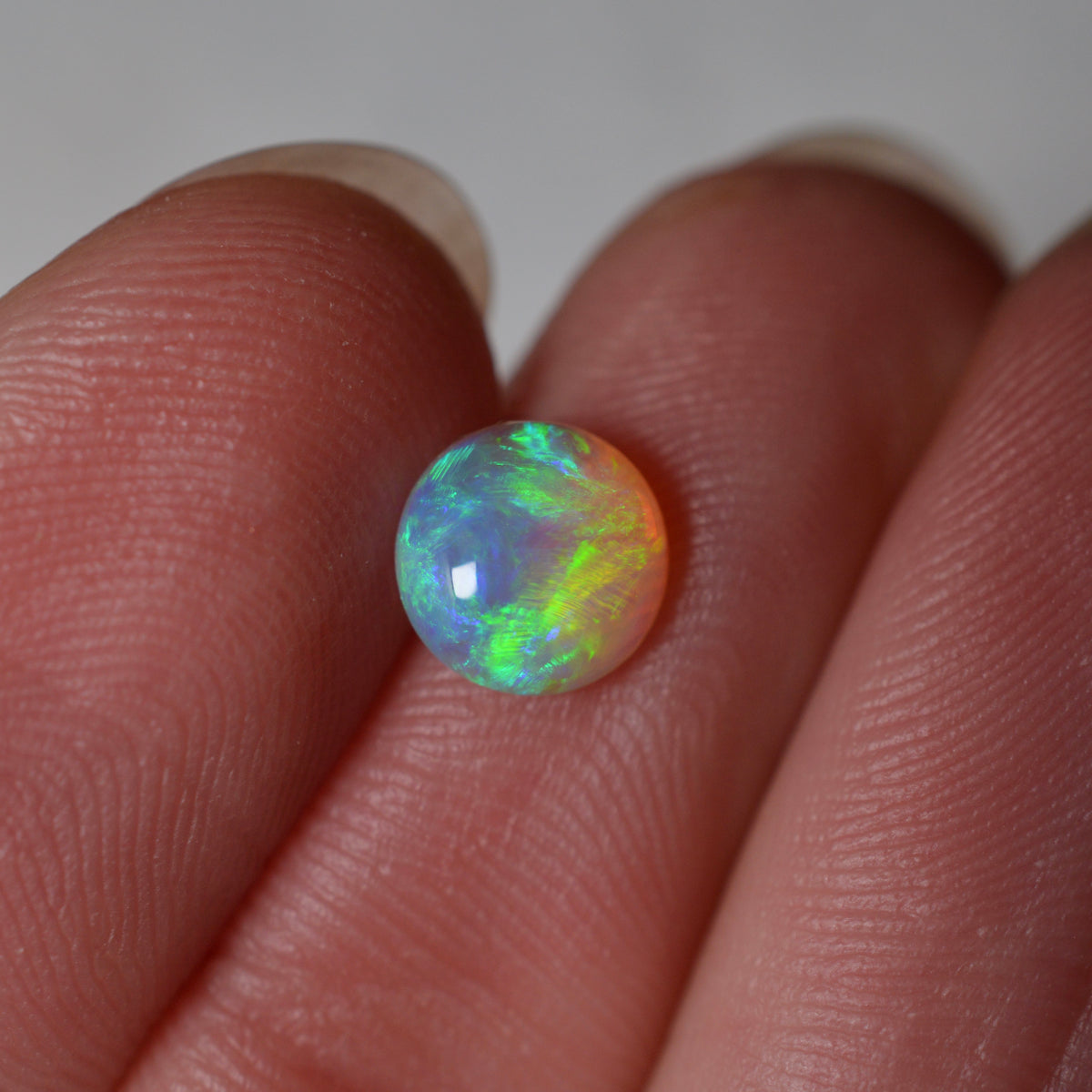 6.5mm Vivid Skin to Skin Crystal Round