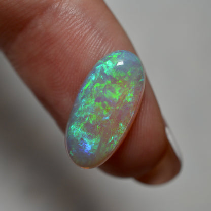 3.60ct Vivid Blue Crystal Oval