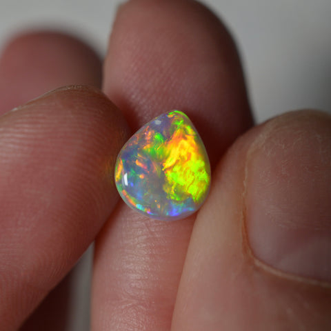 0.95ct Vivid Pipe Crystal Drop