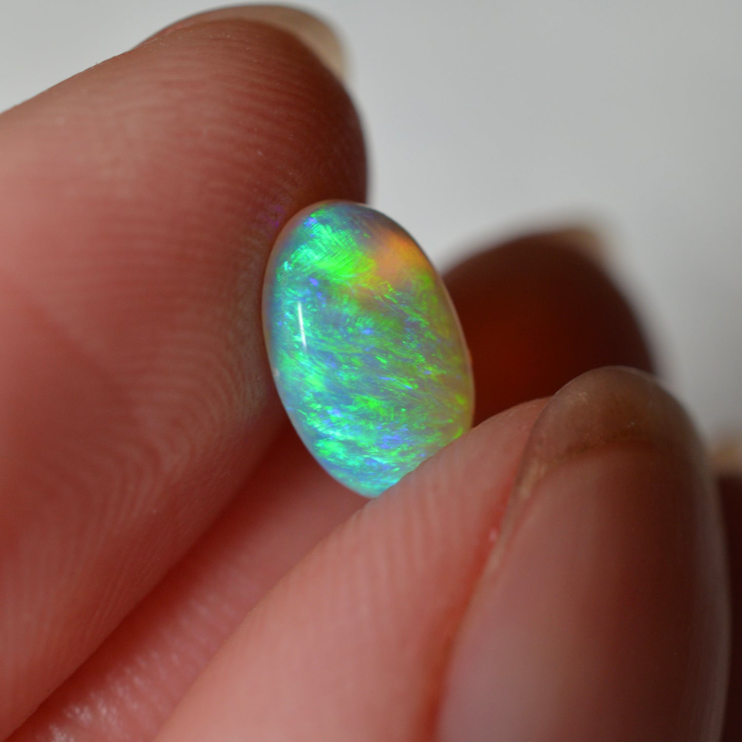 1.05ct Vivid Skin to Skin Crystal Oval