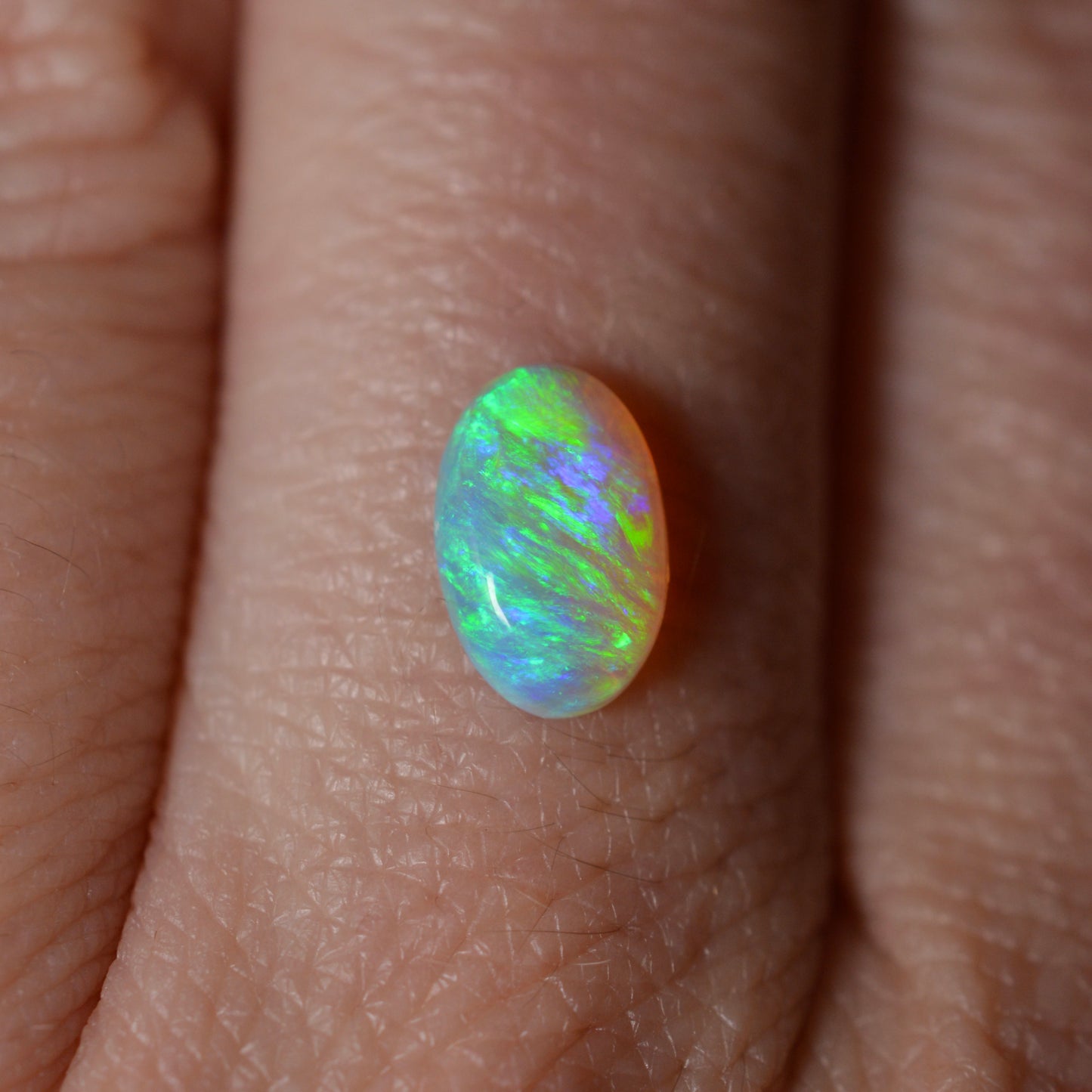 1.05ct Vivid Skin to Skin Crystal Oval