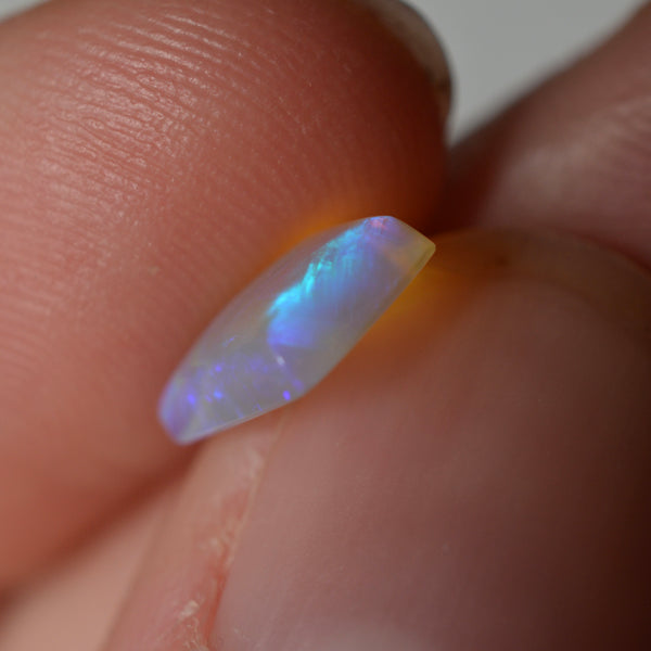 0.95ct Purple Crystal Shield