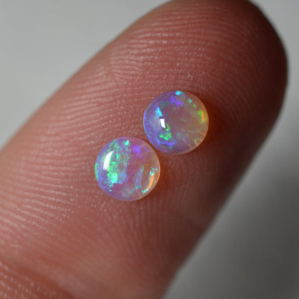 4.3mm Crystal Round Pair