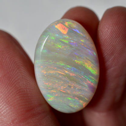 11.90ct White Rainbow Oval