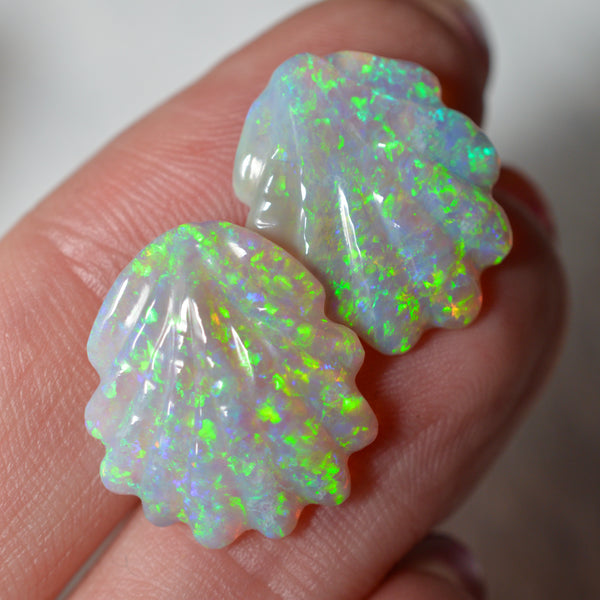 10.16ct Rare Matching Shell Carving