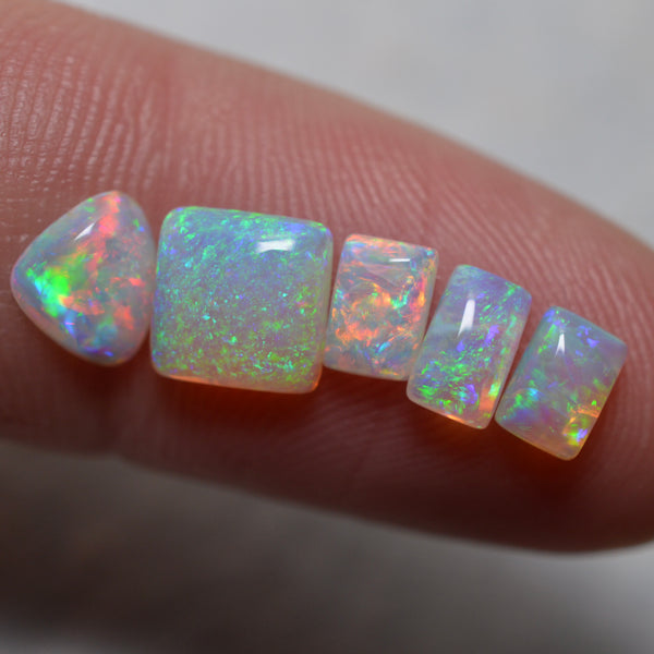 2.40ct High Grade Crystal Opal Parcel