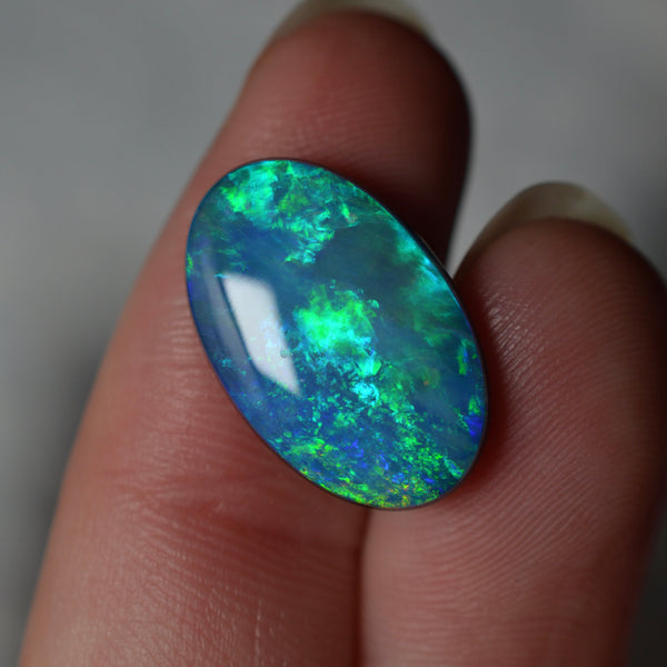 6.08ct Vivid Blue Doublet