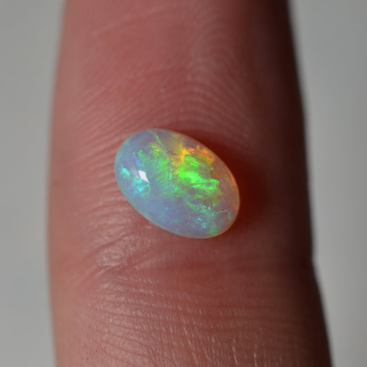 0.74ct Vivid Crystal Oval