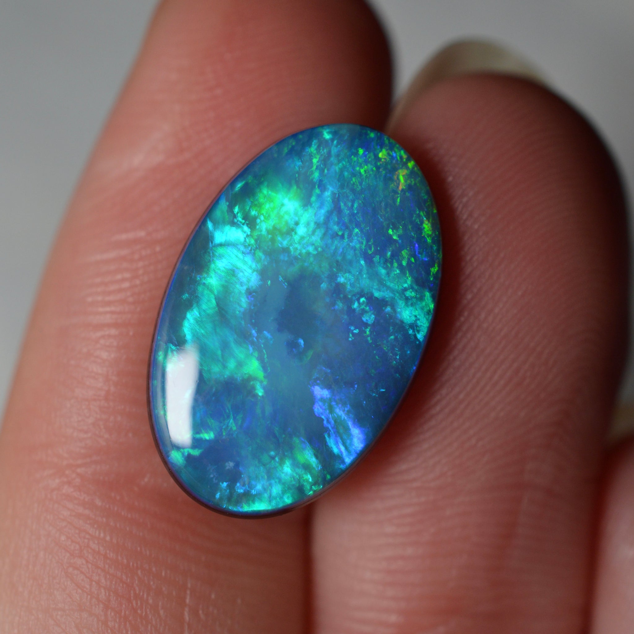 6.08ct Vivid Blue Doublet