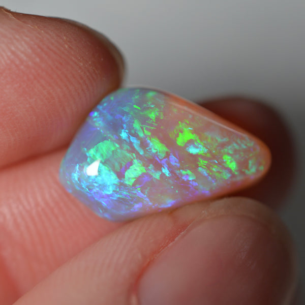5.60ct Vivid Blue Crystal Freefrom