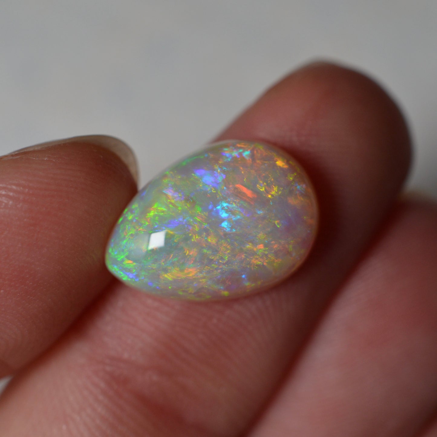4.51ct Dark Crystal Rainbow Drop