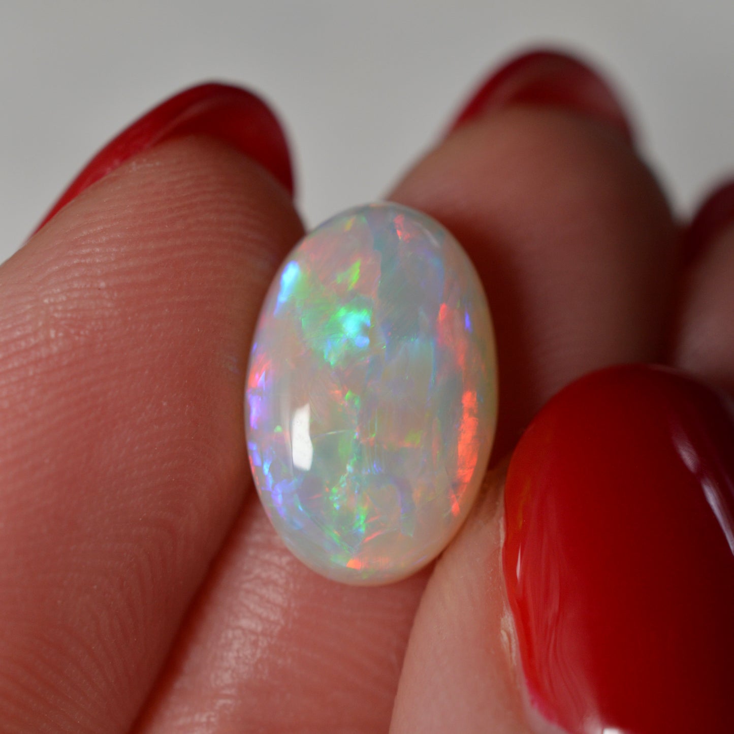 3.64ct Vivid Pink/Purple/Red Oval