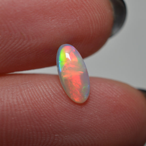 0.75ct Vvid Rainbow RED Crystal