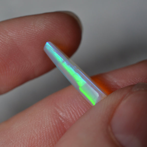 3.40ct Crystal Clear Pipe Opal- Rolling Flash