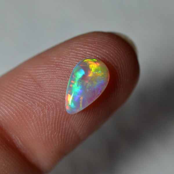 .70ct Rainbow Pipe Crystal Drop