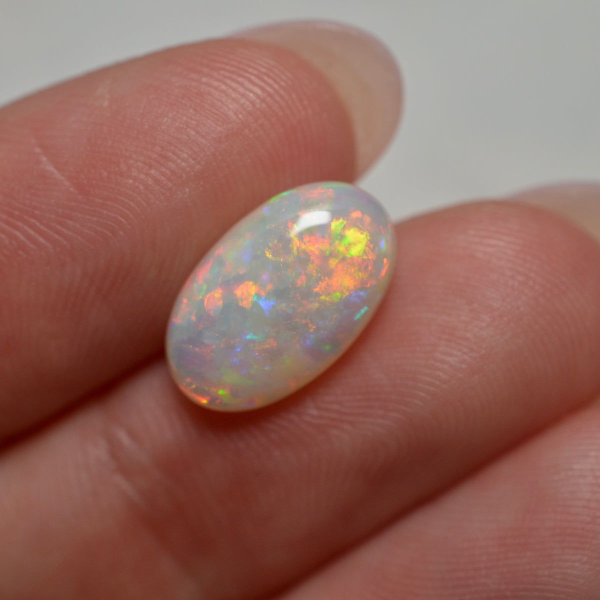 3.07ct Pastel Rainbow Oval