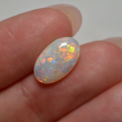 3.07ct Pastel Rainbow Oval