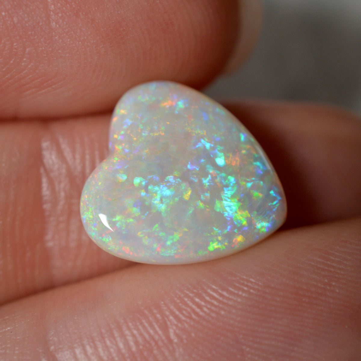 3.80ct Vivid Pastel Rainbow Heart