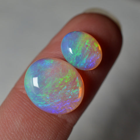 6.03ct Vivid Matching Round Set