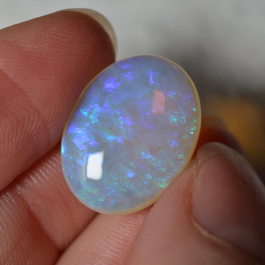 9.57ct Blue Green Crystal Oval