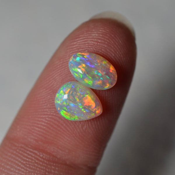 1.62ct Matching Rainbow Crystal Set (A++)