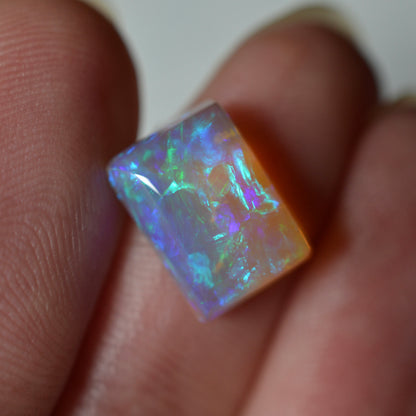 3.45ct Blue & Purple High Dome Crystal