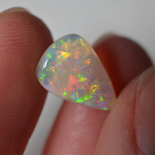 1.65ct Rainbow Crystal Soft Triangle