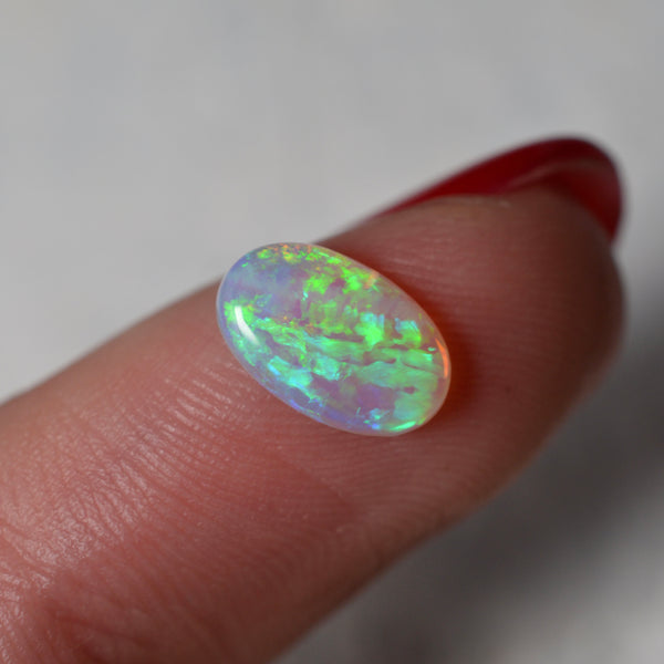 0.89ct Vivid Crystal Oval