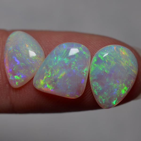 4.67ct High Grade Crystal Parcel