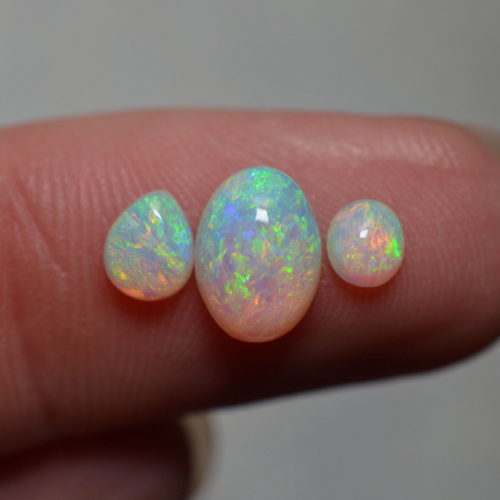 1.81ct Vivid Skin to Skin set