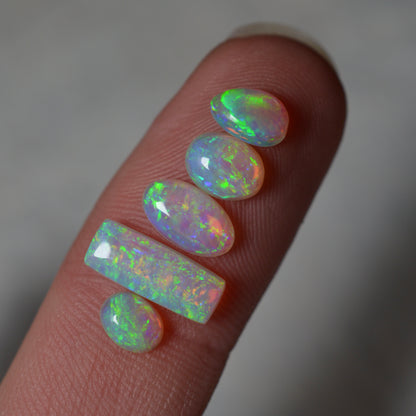 3.08ct Vivid Crystal Opal Parcel
