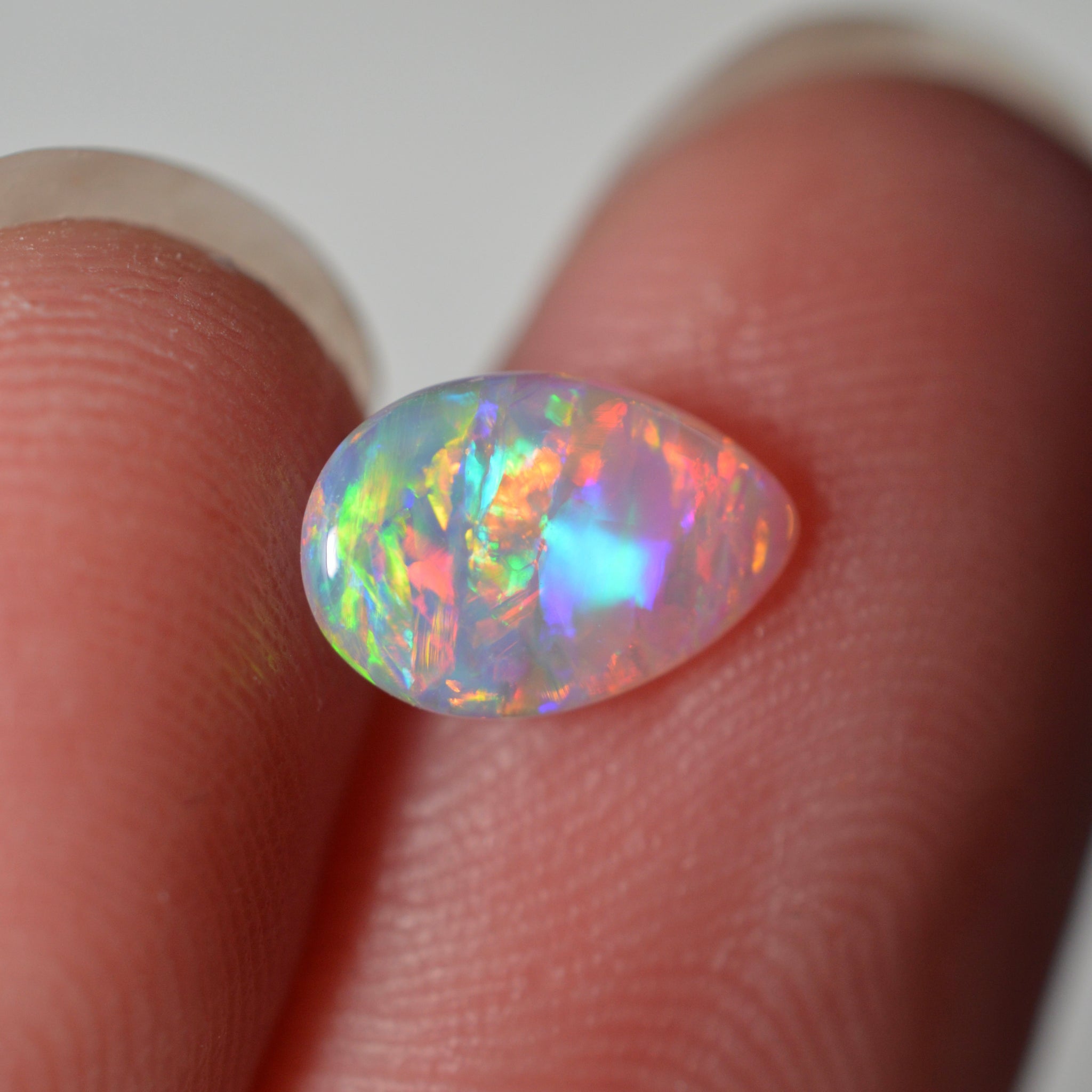 0.55ct Vivid Rainbow Drop