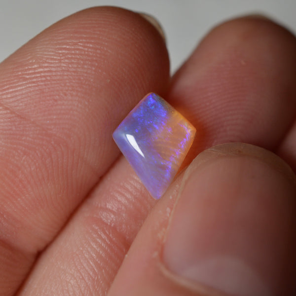 0.95ct Purple Crystal Shield